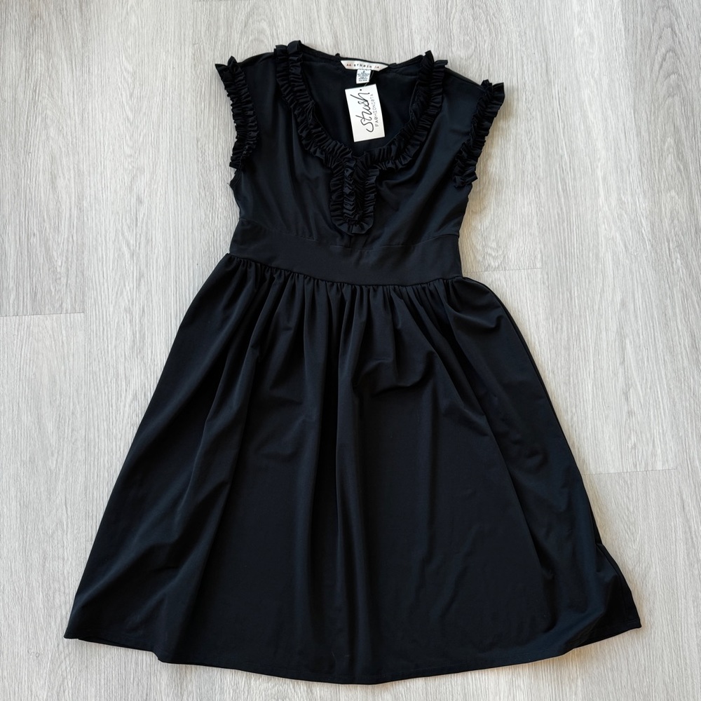 Black Sleeve V-neck Dress with Ruffles